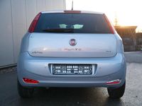 Gebraucht Fiat Punto Young 69 PS (50 kW) 2016 Grau Kleinwagen