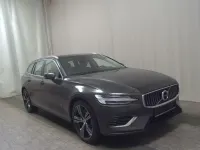 Gebraucht Volvo V60 Inscription 341 PS (250 kW) 2021 Pine grey / metallic Kombi