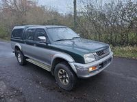 Gebraucht Mitsubishi L200 132 PS (97 kW) 2001 Grün Abholung