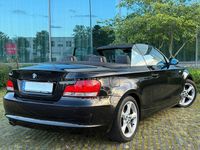 Gebraucht BMW 120 Cabriolet Advantage 170 PS (125 kW) 2009 Schwarz Cabrio