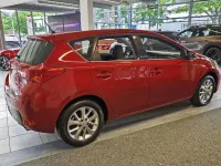 Gebraucht Toyota Auris Edition 132 PS (97 kW) 2013 Navachorot Limousine