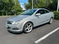 Gebraucht Opel Astra 140 PS (102 kW) 2007 Silber Cabrio