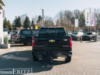 Neu Chevrolet Silverado 426 PS (313 kW) 2025 Schwarz SUV