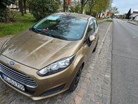Gebraucht Ford Fiesta 82 PS (60 kW) 2013 Gold Kleinwagen