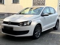 Gebraucht VW Polo 60 PS (44 kW) 2013 Weiß Kleinwagen