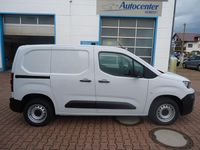 Gebraucht Peugeot Partner Premium 110 PS (80 kW) 2023 Weiß Van / Kleinbus