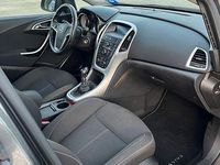 Gebraucht Opel Astra 116 PS (85 kW) 2010 Grün Kleinwagen