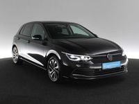 Gebraucht VW Golf VIII Active 150 PS (110 kW) 2022 Schwarz / deep black Limousine