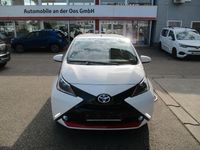 Gebraucht Toyota Aygo Edition-S 69 PS (50 kW) 2017 Weiß Kleinwagen