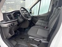 Gebraucht Ford Transit Trend 131 PS (96 kW) 2023 Frost weiß frost weiß Van
