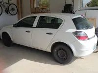 Gebraucht Opel Astra 90 PS (66 kW) 2009 Weiß Limousine