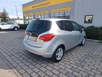 Gebraucht Opel Meriva Design Edition 101 PS (74 kW) 2011 Silber Van / Kleinbus