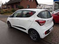 gebraucht Hyundai i10 1.2 Style Schiebedach NAVI Sitzhzg PDC