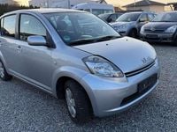 Gebraucht Daihatsu Sirion 91 PS (66 kW) 2007 Silber Kleinwagen