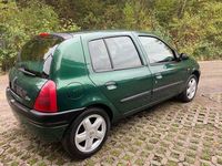 Gebraucht Renault Clio II Basis 58 PS (42 kW) 1999 Grün Limousine