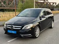 Gebraucht Mercedes B200 Sport 156 PS (114 kW) 2012 Schwarz Kleinwagen