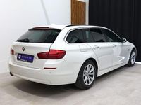 Gebraucht BMW 518 Sport Line 150 PS (110 kW) 2015 Weiß Kombi