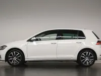 Używany VW Golf VII Join 150 KM (110 kW) 2019 Biały Sedan/Limuzyna