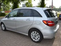Gebraucht Mercedes B180 Style 109 PS (80 kW) 2017 Silber Kleinwagen