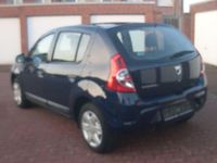 Gebraucht Dacia Sandero 75 PS (55 kW) 2012 Blau Limousine