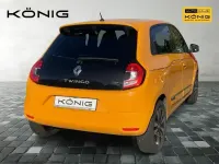 Gebraucht Renault Twingo Techno 60 kW (82 PS) 2023 Gelb Kleinwagen