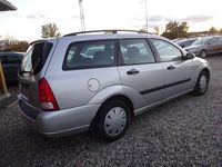 Gebraucht Ford Focus Ghia 116 PS (85 kW) 2000 Silber Kombi
