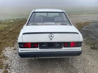 Gebraucht Mercedes 190 125 PS (91 kW) 1989 Weiß Limousine