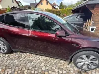 Gebraucht Tesla Model Y Long Range AWD 274 kW (373 PS) 2023 Rot SUV