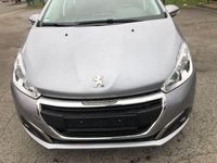 Gebraucht Peugeot 208 Active 83 PS (61 kW) 2019 Grau Kleinwagen