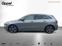 Gebraucht Mercedes B200 Progressive 150 PS (110 kW) 2024 Mountaingrau  met. Van / Kleinbus