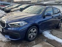 gebraucht BMW 118 i ADVANTAGE SPORT LINE|LED|PANO|SHZ|NAVI