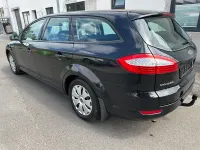 Gebraucht Ford Mondeo 145 PS (106 kW) 2009 Schwarz Kombi