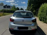 Gebraucht Seat Ibiza 69 PS (50 kW) 2011 Silber Kleinwagen