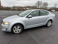 Gebraucht Skoda Octavia Elegance 179 PS (131 kW) 2014 Silber Limousine