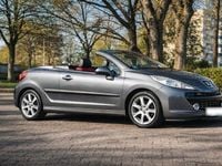 Gebraucht Peugeot 207 CC Platinum 109 PS (80 kW) 2007 Grau Cabrio