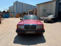 Gebraucht Mercedes 230 132 PS (97 kW) 1992 Rot Coupé