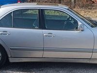 Gebraucht Mercedes E200 Classic 136 PS (100 kW) 1999 Limousine