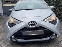 Gebraucht Toyota Aygo Team 72 PS (52 kW) 2020 Silber Kleinwagen