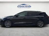Gebraucht Ford Focus ST-Line 125 PS (91 kW) 2024 Schwarz Limousine