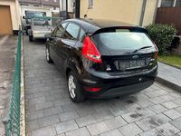 Gebraucht Ford Fiesta 81 PS (59 kW) 2011 Schwarz Kleinwagen