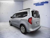 Gebraucht Mercedes T180 Advantage 131 PS (96 kW) 2023 Silber Van / Kleinbus