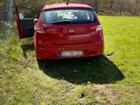 Gebraucht Hyundai i30 110 PS (80 kW) 2010 Rot Kleinwagen