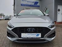 Gebraucht Hyundai i30 Advantage 101 PS (74 kW) 2024 Silber Kombi