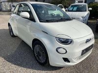 Gebraucht Fiat 500e Basis 86 kW (118 PS) 2023 Colore esterno (arktis weiß) Limousine