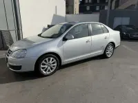 Używany VW Jetta 129 KM (94 kW) 2009 Sedan/Limuzyna