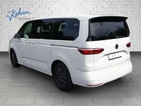 Second-hand VW Multivan Basis 150 CP (110 kW) 2024 Alb Monovolum