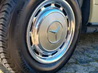 Gebraucht Mercedes 230 136 PS (100 kW) 1981 Limousine