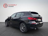 Gebraucht BMW 120 190 PS (139 kW) 2023 Schwarz Kleinwagen
