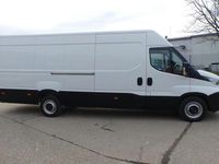 Gebraucht Iveco Daily 156 PS (114 kW) 2017 Weiß Van / Kleinbus