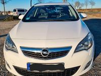 Gebraucht Opel Astra Innovation 110 PS (80 kW) 2011 Weiß Kombi